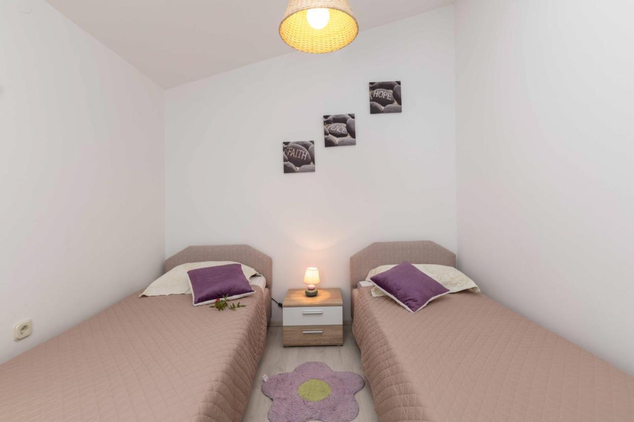 PUY Wine Garden Holiday Home מראה חיצוני תמונה